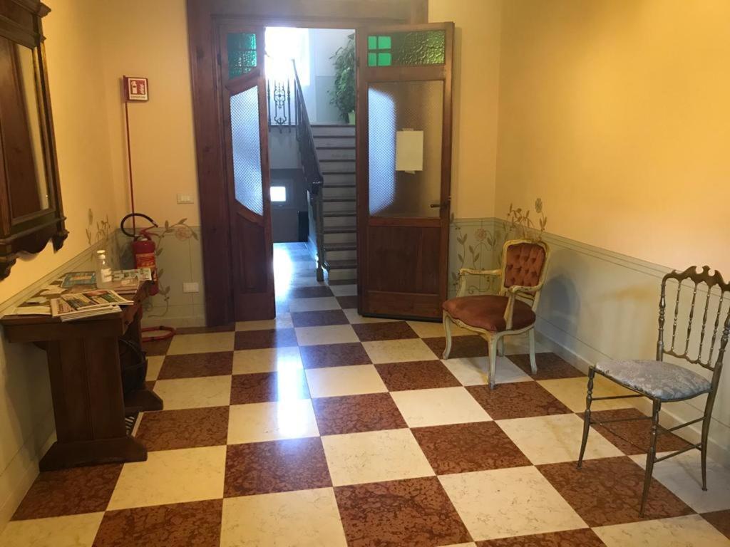 La Sosta Camere & Appartamenti San Felice sul Panaro 外观 照片